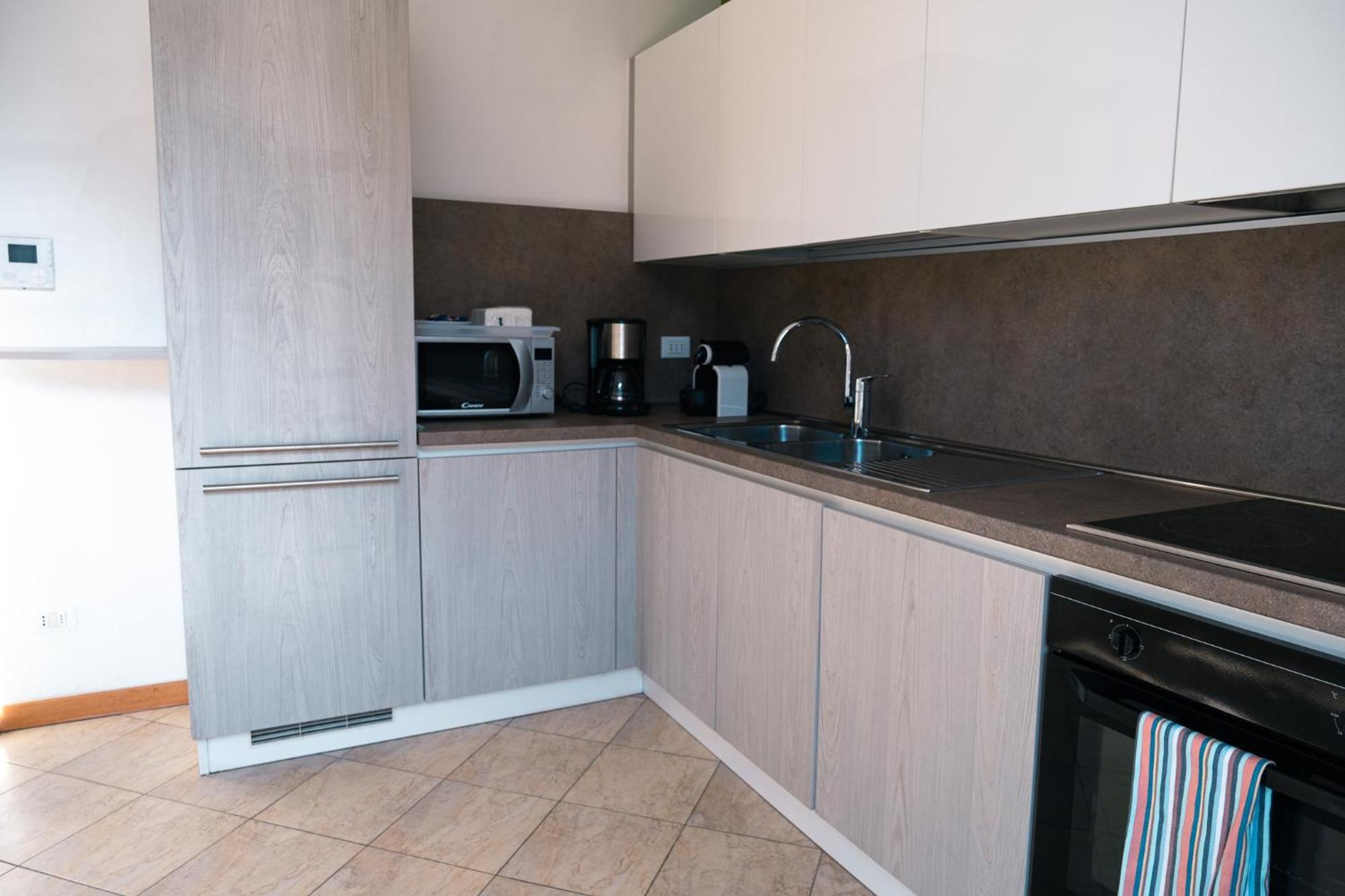 Residenza Cece' Apartment เลคโค ภายนอก รูปภาพ